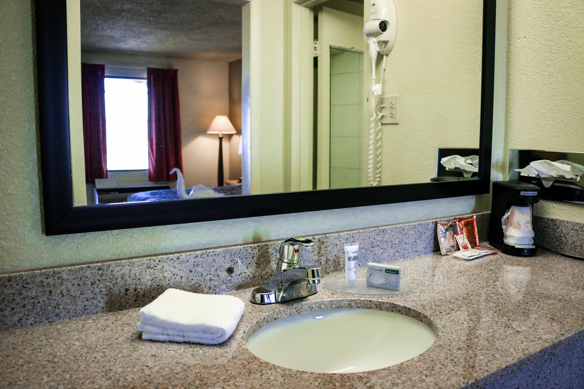 Dreams Hotel Mattoon